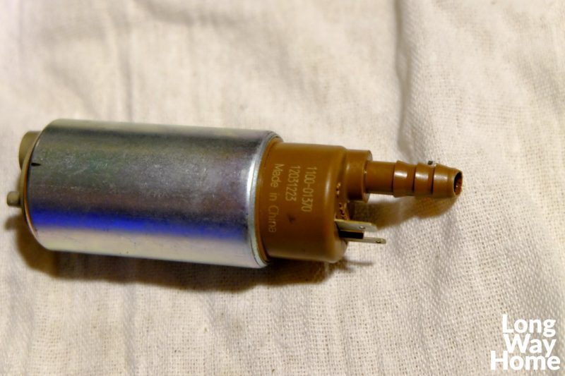 Zdjęcie oryginalnej pompy z karbowanym łącznikiem - Photo with genuine pump with corrugated neck
